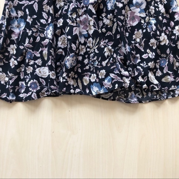 Ecote Black Skirt with Floral Pattern Size 0 - Picture 2 of 7